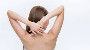 Cara menghilangkan jerawat batu dan bekasnya ini sangat mudah. 5 Cara Mengatasi Jerawat Muncul Di Seluruh Tubuh Beauty Fimela Com