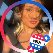 Hi! My name is Jen and I am a student at Marymount University. I enjoy art,  music, random adventures, finding new study/hangout spots, and my lil  tuxedo cat Salem. I'm looking for