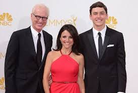 Maybe you would like to learn more about one of these? Julia Louis Dreyfus Sohn Ehemann Vater Kinder Familie Vermogen Fusse Grosse