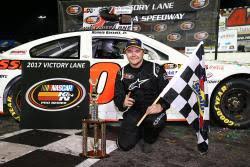 Nascar camping world truck series the k&n series also hadn't changed body styles in over a decade, and allowed the old cars to be run for a while (still might be allowed, iirc). Nascar K N Pro Series Driver Ronnie Bassett Jr Finds Success In 2017