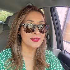 Guillermina Quintero's Instagram, Twitter & Facebook