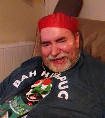 Hi, bit of an odd request but not sure where else to explore this idea. Are  there any musicians who might like to meet and have some jam sessions? I  sing and