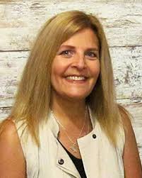 Karen Koehn's Instagram, Twitter & Facebook