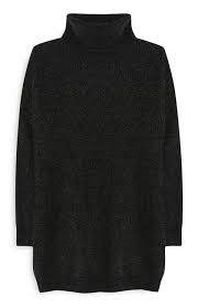 La matière de cette pièce supporte bien le lavage en machine. Robe Pull Noire A Col Roule From Primark On 21 Buttons