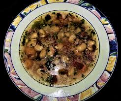 Ciorba de fasole cu ciolan de porc. CiorbÄƒ Wikipedia