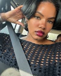 Tiana Morris's Instagram, Twitter & Facebook