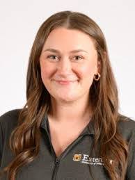 Janet Brannan's Instagram, Twitter & Facebook