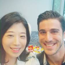 DOWNTOWN APARTMENT COLLECTIVE