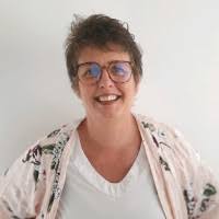 10+ "Daisy Vincent" profiles