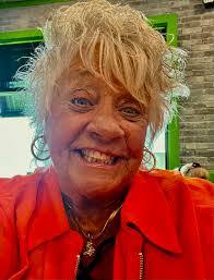 Chris Bachtel's Instagram, Twitter & Facebook