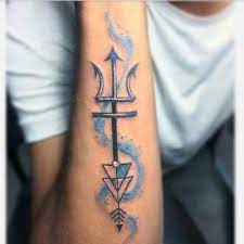 They believe in the fact that being born under a particular sun sign they possess certain qualities and are also influenced. 50 Best Pisces Tattoo Design Ideas Hike N Dip Pisces Tattoo Designs Wrist Tattoos For Guys Tattoos For Guys
