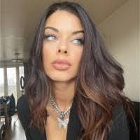 Cecilia Duval's Instagram, Twitter & Facebook