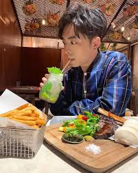 (此專頁為fansclub經營，呂爵安本人並沒有參與經營） see more of edan lui 呂爵安 on facebook. Edan Lui å'‚çˆµå®‰ Edanlui Instagram Photos And Videos In 2021 Aesthetic Wallpapers Mirror Instagram