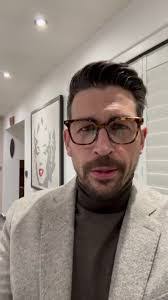 Andrew Overton's Instagram, Twitter & Facebook