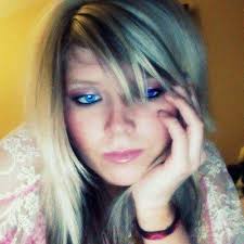 Amanda Hemm (@fairfielbarbie1)