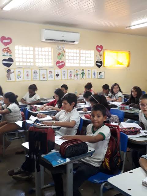 Resultado de imagem para ar condicionado escola taquaritinga do norte"