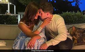Parineeti chopra talks about priyanka chopra and nick jonas' divorce rumors. Nick Jonas Post For His Heart Priyanka Chopra Is Love Actually