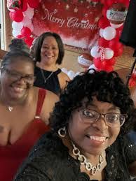 Celia Hodges's Instagram, Twitter & Facebook