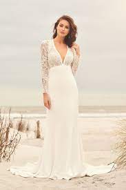 Designer brautkleid meerjungfrau | hochzeitskleider mit spitze rückenfrei. Hochzeitskleider Bilder Galerie Und Brautkleider Trends Long Sleeve Lace Gown Fit And Flare Skirt Bridal Dresses