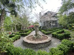 Formal Garden In 2020 Charleston Gardens Parterre Garden Landscape Design