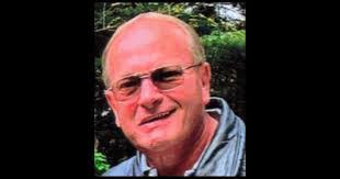 Amanda Confer's Instagram, Twitter & Facebook