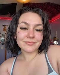 Heeeeey y'all, gooood morning, guess,what yep it's my Big Sis birthday 🎂  sooo Columbus and Bookers help me wish the one and only Angela Easley the  strong one a happy 🎂 🥳