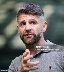 Buddy Parker's Instagram, Twitter & Facebook