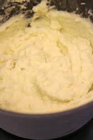 Tyler Florence S Secret To Outta This World Mashed Potatoes Cooking Them In The Cream Food Network Recipes Tyler Florence Recipes Mashed Potato Recipes