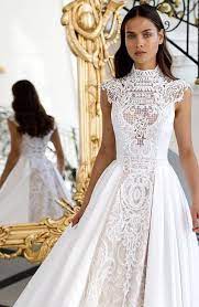20 Turtleneck Wedding Dresses For Modest Brides Unusual Wedding Dresses Turtleneck Wedding Dress Wedding Dresses Unique
