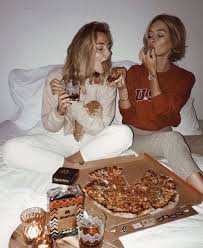Pin By Darya On Friends Best Friend Photos Best Friend Photography Friend Pictures
