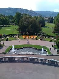 Valence France Je Suis Ne Dans Valence Aux Memoires Romaines Qui Voit Les Monts Bleuir Dans Ses Horizons Clairs Louis Le Ca Valence France Ardeche Valence