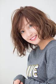 40代の髪型はボブがおすすめ 大人女性に似合うボブをスタイル別にご紹介 folk 2ページ ボブパーマ ボブ パーマ 40代 パーマ