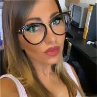 90+ "Verônica Ferro" profiles