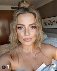 Tess Holmes Makeup Artist‎