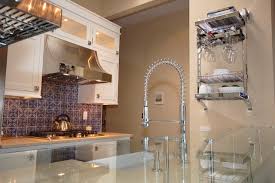 Considerations when choosing a ventilation hood. How To Choose The Right Hood Fan For Your Kitchen