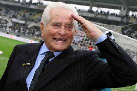 Football player who played his entire 15 season career at juventus between 1946 and 1961, winning five serie a titles and two coppa italia titles. Xr Ptnpmkwbofm