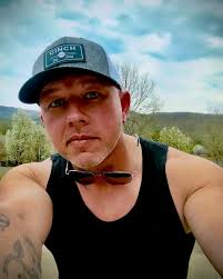 I'm excited to be playing with @joshkinneymusic @billyyazel and the boys  this weekend Friday @tpsbarandgrill then Saturday @chestnutstation_ it's  going to get got this weekend #livemusic #countrymusic #rocknroll  #nashville #cowboyup #summertime