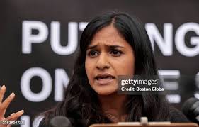 64 Pat Mathews Photos & High Res Pictures