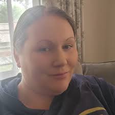 Mōrena 👋🏼 I'm looking for someone to please help me once a fortnight for  a deep clean for the next 6 months as we survive being parents to a  newborn. Only 2-3