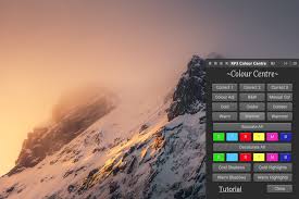 Profesyonel veya eğlence amaçlı çektiğiniz videoları kurgulamak için kullanabileceğiniz en popüler video düzenleme programları arasında adobe pemiere pro da var. Photoshop Made Easy With Raya Pro Capturelandscapes