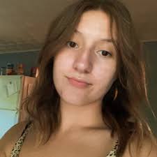 Katrina Mast's Instagram, Twitter & Facebook