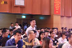 Trường huấn luyện doanh nhân cho học sinh tốt nghiệp thpt, trên cơ sở nền tảng là các chương trình đào tạo kinh doanh thực tiễn do đích thân chủ tịch tập đoàn ceo việt nam holiding xây dựng, hợp tác cùng với hệ giáo dục cao đẳng chính quy nhằm tạo ra thế hệ doanh nhân tương lai có ý chí. Top 4 TrÆ°á»ng Ä'ao Táº¡o Doanh Nhan Chuyen Nghiá»‡p Nháº¥t á»Ÿ Viá»‡t Nam Toplist Vn
