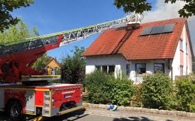 The apartment is situated 15 minutes' walk from stiftung landschaftsmuseum. Feuer In Kulmbacher Stadtteil Einfamilienhaus Brennt Bayreuther Tagblatt