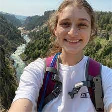 Anna Belon's Instagram, Twitter & Facebook