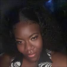 Elisha Zink's Instagram, Twitter & Facebook