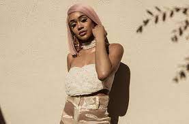 Pull up in your hood best dressed. Saweetie Im Offiziellen Musikvideo Zu My Type Nimmt Uns Saweetie Mit In Ihre Hood In Der Bay Area Warner Music Germany