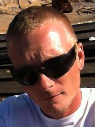 Subject of manhunt dies of exposure