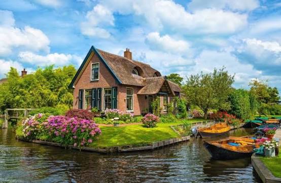 Kinh nghiệm du lịch: Khám phá ngôi làng cổ tích Giethoorn - Hà Lan