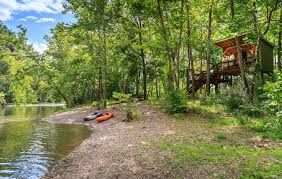 Situated in rockbridge baths, this historic cabin is within 9 mi (15 km) of goshen pass natural area preserve, virginia horse center, and george washington national forest. Cozy Cabin Rentals In Virginia Virginia Is For Lovers