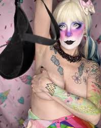 OnlyGettingBrighter OnlyFans - Explicit nude photos exposed for your pleasure